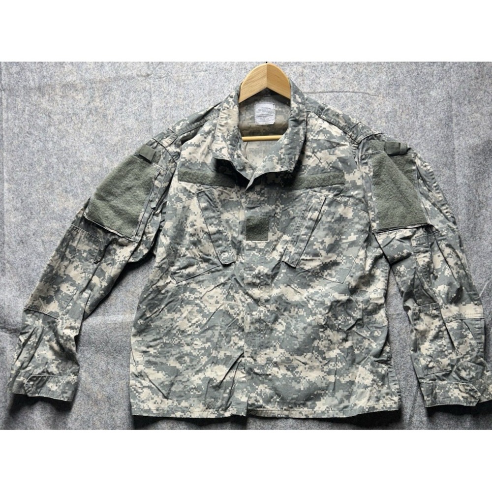 US Army Camouflage Combat Uniform Zip Up Shirt - MEDIUM REGULAR - Digital Camo
